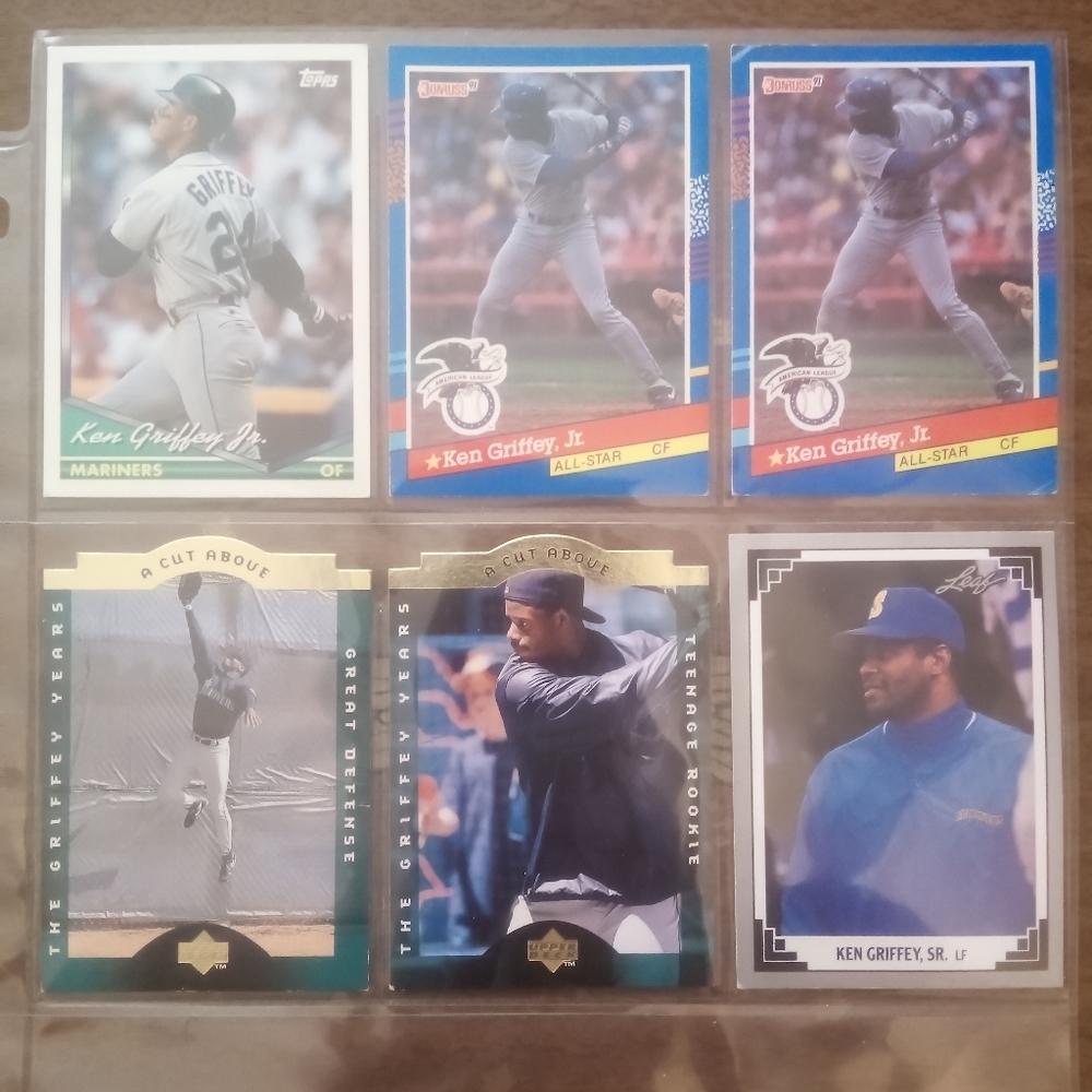 Lot of 5 Ken Griffey Jr. and 1 Ken Griffey Sr. 6 Total Baseball Cards
